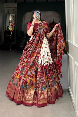 Kalamkari Print Offwhite Color With Foil Work Lehenga Choli 2