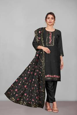 Black georgette embroidered kurta set dupatta 1
