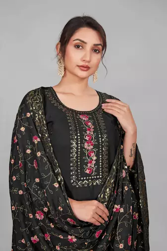 Black georgette embroidered kurta set dupatta