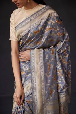 Grey Silk Blend Woven Banarasi Wedding Saree 4