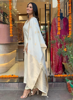White cotton silk kurti with pant and dupatta for women 2