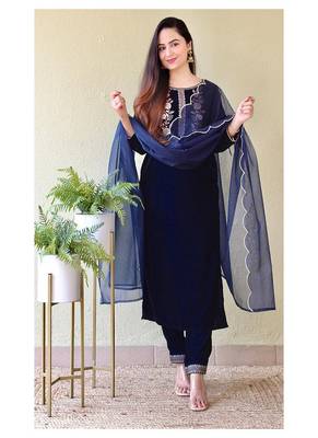 Blue velvet kurti with pant and dupatta for women 1