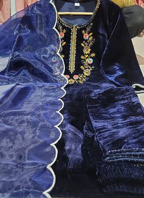 Blue velvet kurti with pant and dupatta for women 5
