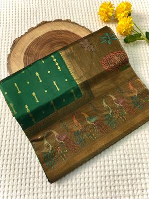 Green Chanderi Silk Sarees With Weaves Pattern & Digital Prints, Contrast Pallu & Border Printed With Contrast Blouse 4