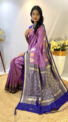 Lavender Foux Kanchipuram Sarees With A Temple Weaving Border With Contrast Blouse 3