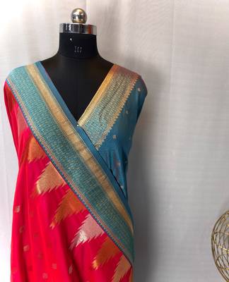 Pink Foux Kanchipuram Sarees With A Temple Weaving Border With Contrast Blouse 4