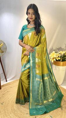 Pista Foux Kanchipuram Sarees With A Temple Weaving Border With Contrast Blouse 1
