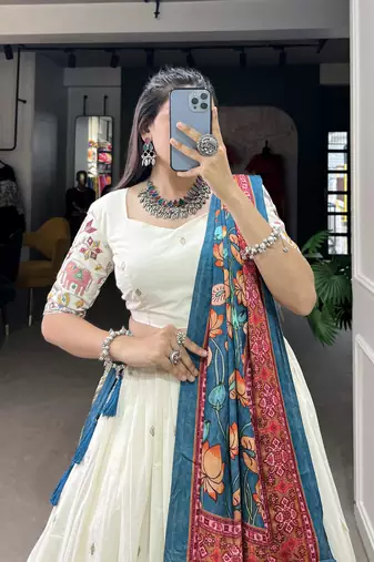 Women's Wedding Khadi Cotton Lehenga Choli For Set