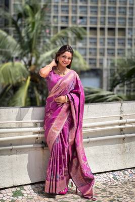 Lavender soft banarasi silk saree zari weawing meenakari design with unstitched blouse 1