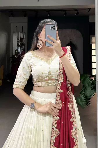 Women's Vichitra Silk Lehenga Choli Set