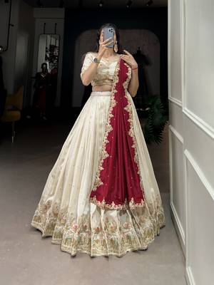 Women's Vichitra Silk Lehenga Choli Set 3