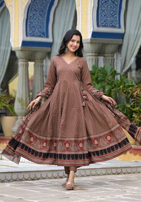 brown brij printed v neck pure cotton anarkali kurta & pyjamas with dupatta 3