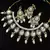 Elegant pearl & emerald royal Necklace :: set