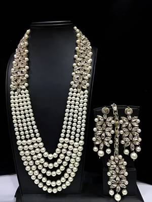 Regal pearl Necklace :: and earring set - elegant bridal jewelry 1