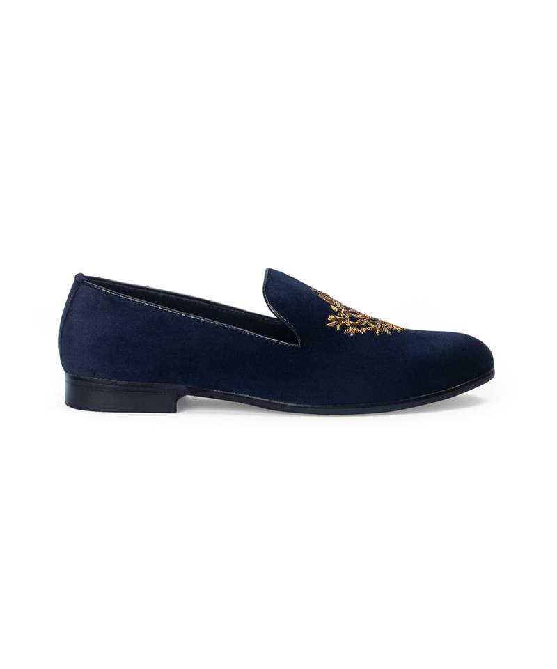Handcrafted zardozi embroidery velvet slipons with padded leather