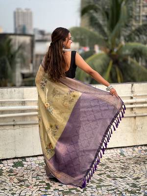 Mehendi green tissue crush silk floral printed saree with zari woven border 3
