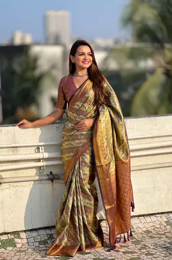 Wine original dharmavaram leheriya silk zari woven saree