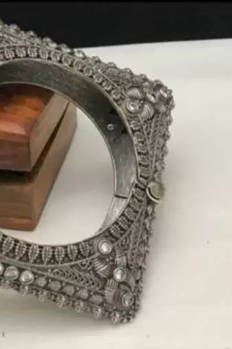 Stone bangle kada, hand bangle, silver oxidised broad kada, antique cuff bracelet, indian jewelery, temple jewelry