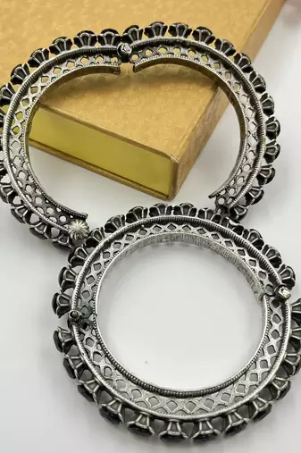 Black silver plated bracelet indian stone traditional ethnic jewelry german silver openable kada