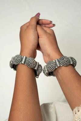 Black polish kada, oxidised indian ethnic jewelry, german silver bracelet, iantique bracelet 1