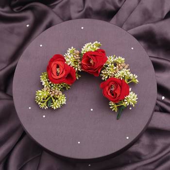 Maroon color rose flower gajra for women hair pin 2