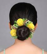 Yellow color rose flower gajra for women hair pin