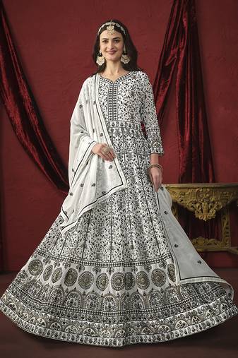 Off white faux georgette embroidered salwar kameez