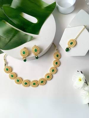 Traditional handcrafted pearl necklace jewellery set with earrings & maang tikka set for women 1