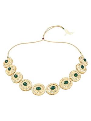 Traditional handcrafted pearl necklace jewellery set with earrings & maang tikka set for women 3