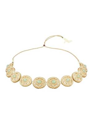 Traditional handcrafted pearl necklace jewellery set with earrings & maang tikka set for women 3