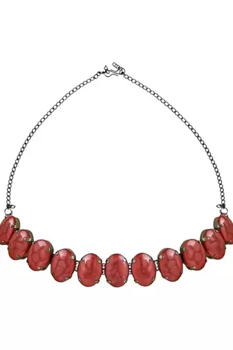 Glamorous fashionable eye-catching red beaded choker and earrings set for women
