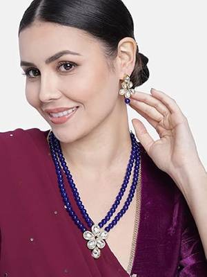 gold plated traditional kundan & pearl studded necklace jewellery set for women  1