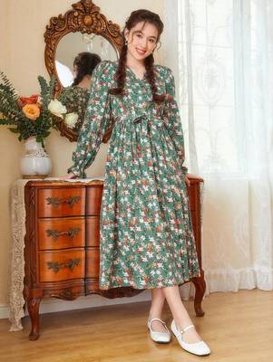 Green color printed cotton blend fit&flared style dresses 1