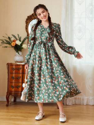 Green color printed cotton blend fit&flared style dresses 5
