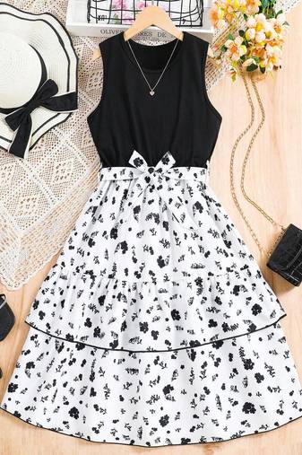 Black-white color printed cotton blend fit&flared style dresses
