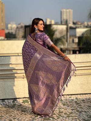 Lavender banarasi jaal satin silk pink zari woven saree 2