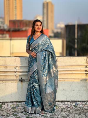 Butterfly blue banarasi jaal satin silk pink zari woven saree 3