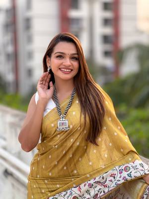 Gold katki silk printed kalamkari saree with zari border 3