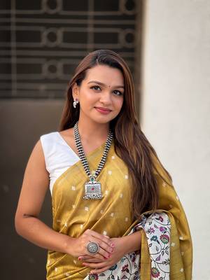 Gold katki silk printed kalamkari saree with zari border 4