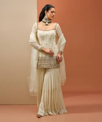 Offwhite kurta set 4