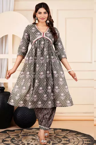 Jaipurite women floral  printed alia cut dupatta set