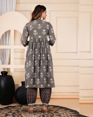 Jaipurite women floral  printed alia cut dupatta set 3