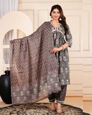 Jaipurite women floral  printed alia cut dupatta set 1