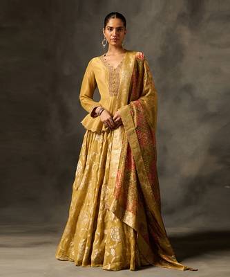 Irja lehenga set with dupatta - yellow 4