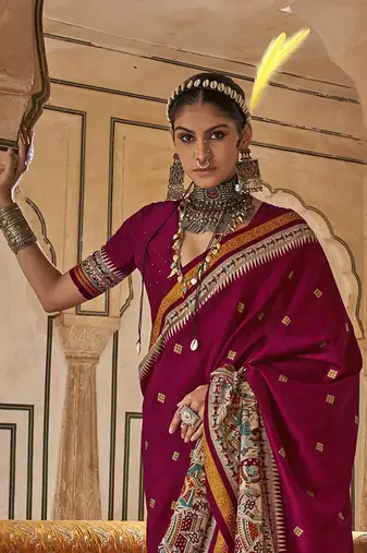 Elora soft silk baluchari printed saree (maroon)