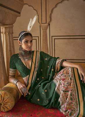Elora soft silk baluchari printed saree (dark green) 2