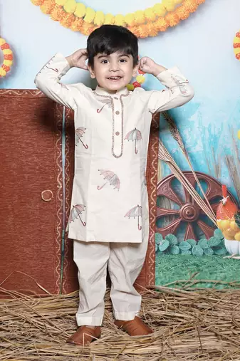  Off White Umbrella Embroidery Kurta Pant