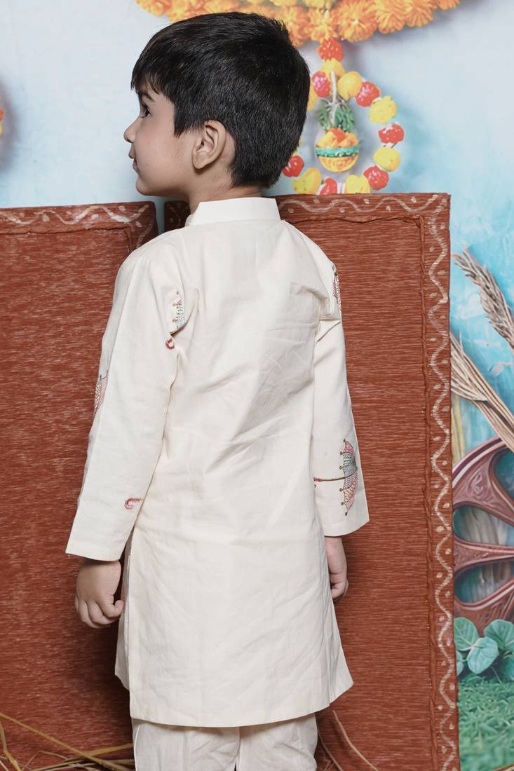  Off White Umbrella Embroidery Kurta Pant