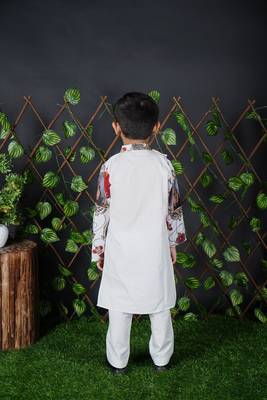 White Kurta Pant With lion Printed  2