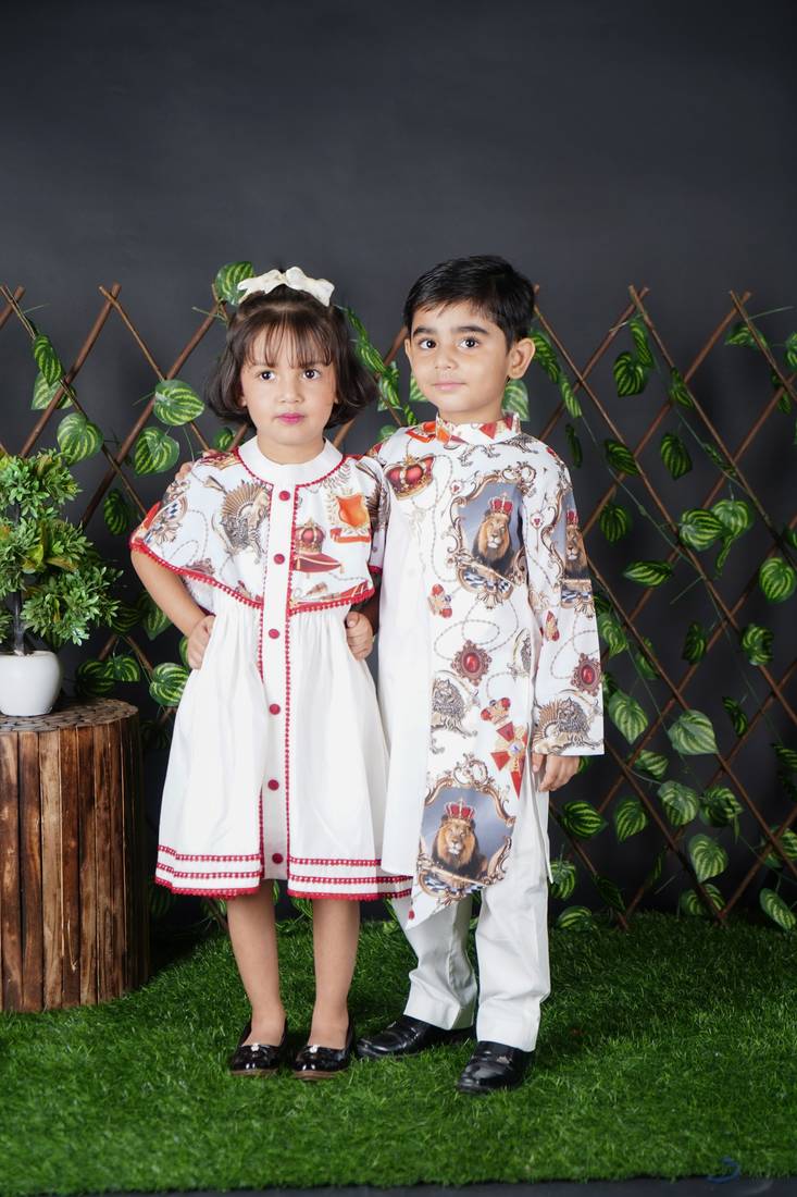White Kurta Pant With lion Printed 